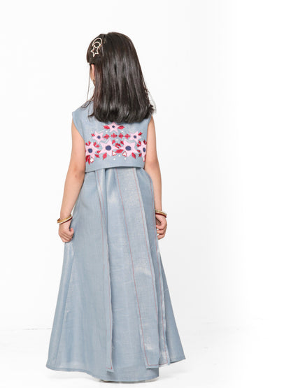 Shiny kaftan kids (تقدرين تطلبينها كم طويل )