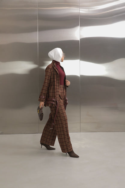 Strap Plaid Suit ✨