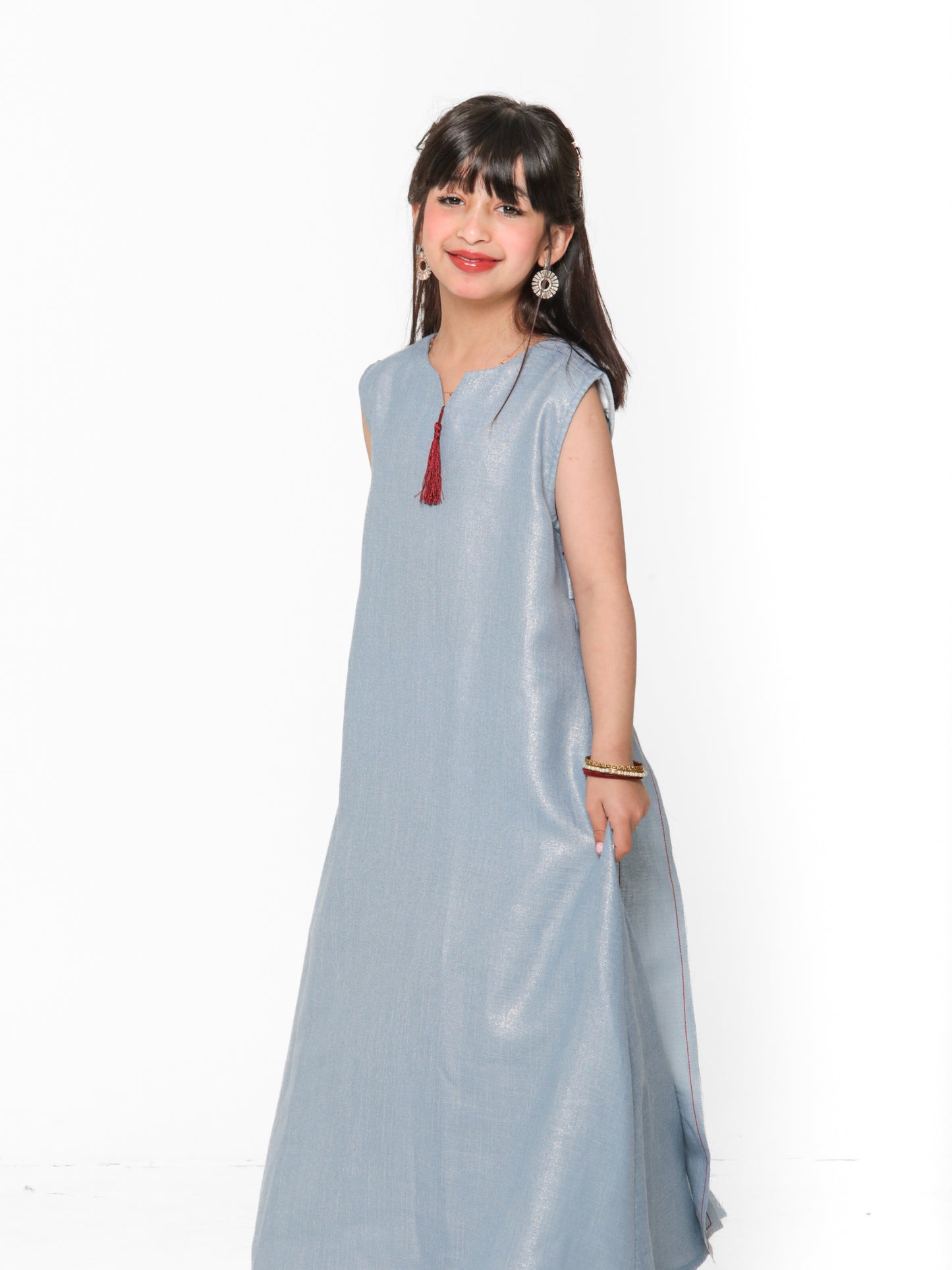 Shiny kaftan kids (تقدرين تطلبينها كم طويل )