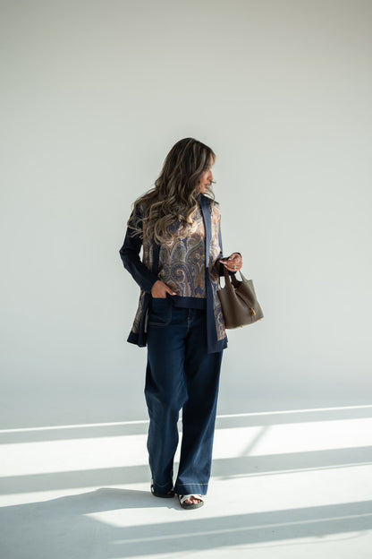 Silky vest