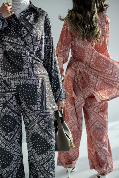 The paisley Set