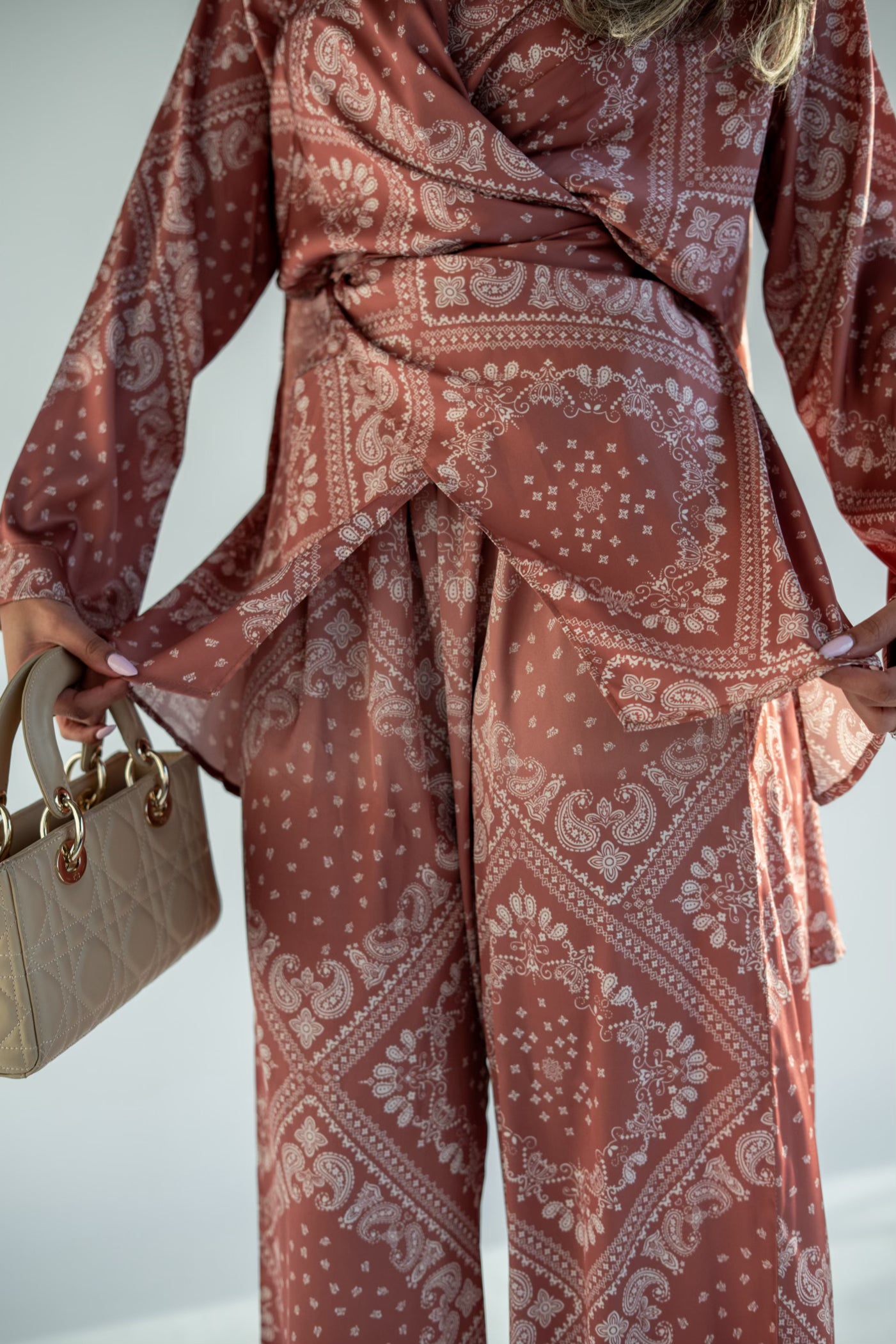The paisley Set