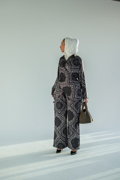 The paisley Set