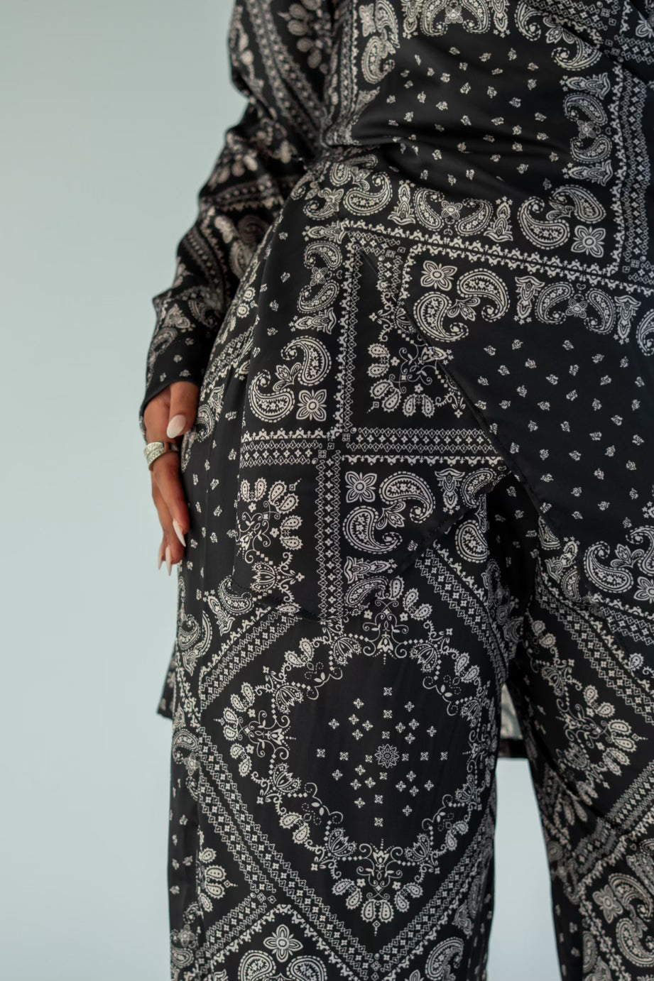 The paisley Set