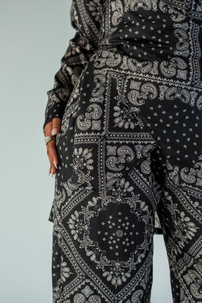 The paisley Set