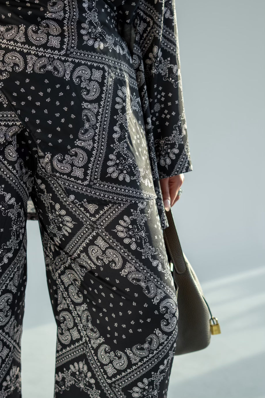 The paisley Set